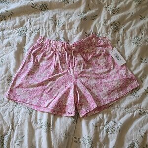 14). NWT Girls Everyday Drawcord Short Size L
